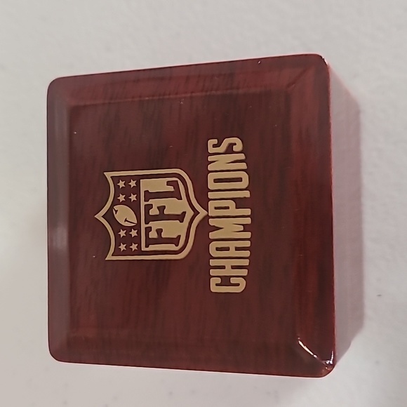 SOLD OUT - Picture 5 of 5